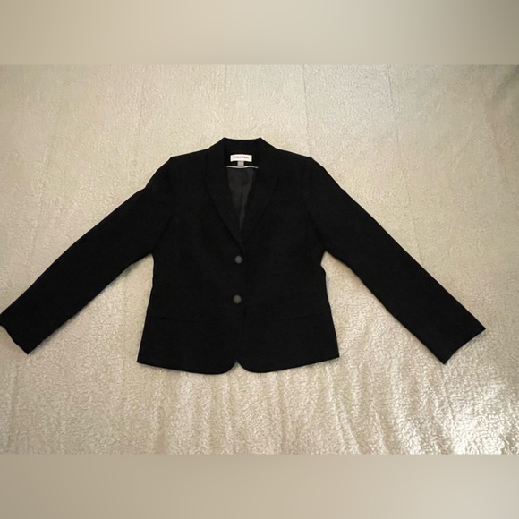 Calvin Klein ,2 button, Petite Blazer, Black, size 12P - Picture 8 of 12